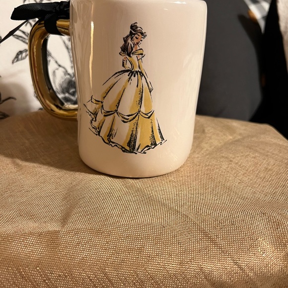 💕🌼 Rae Dunn Disney collection “True Beauty” bell - Picture 5 of 6